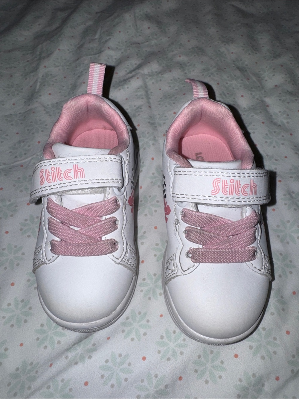 Disney White & Pink Kids' Stitch Sneakers